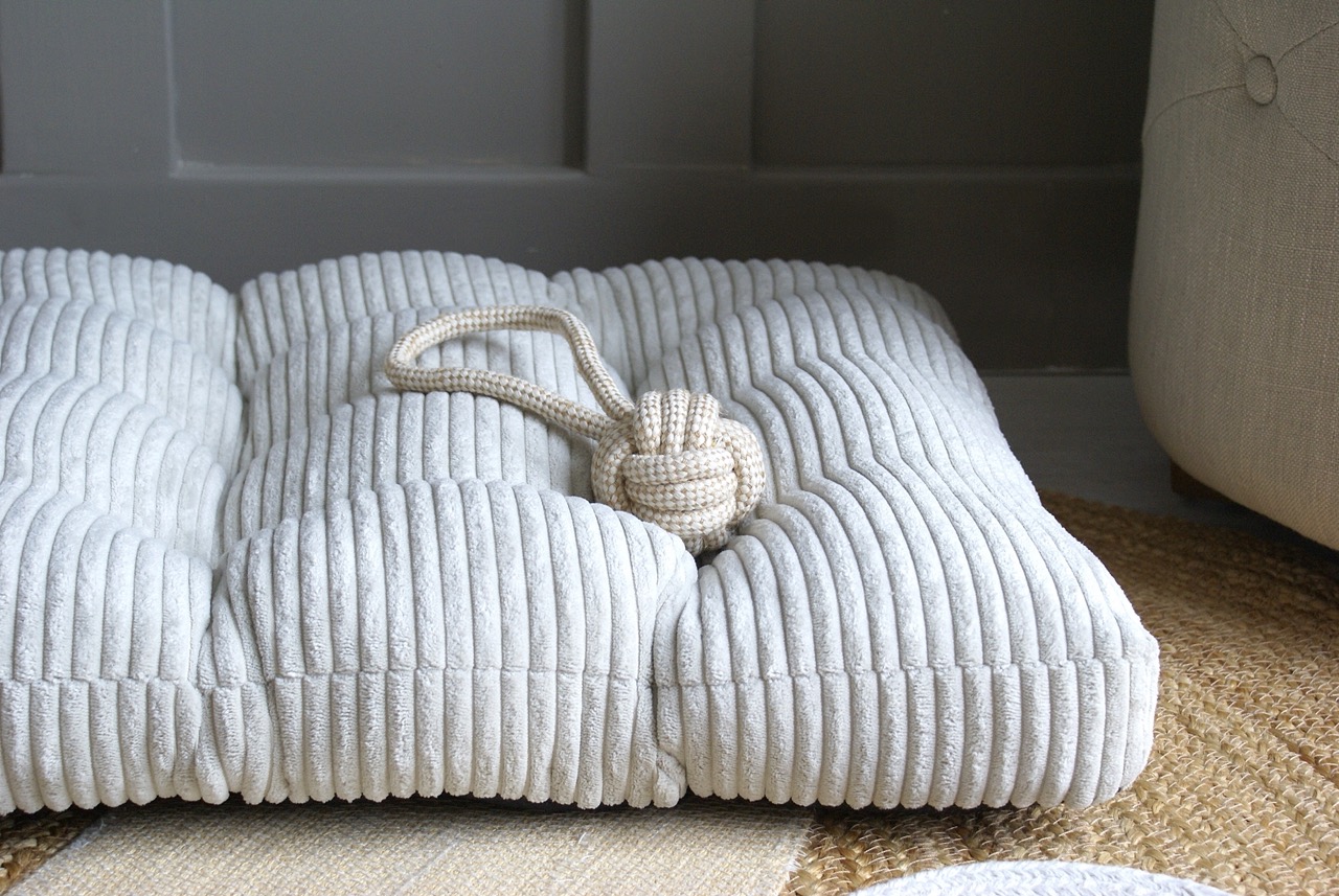 Beige pute til hundeseng (L) - Bilde 3