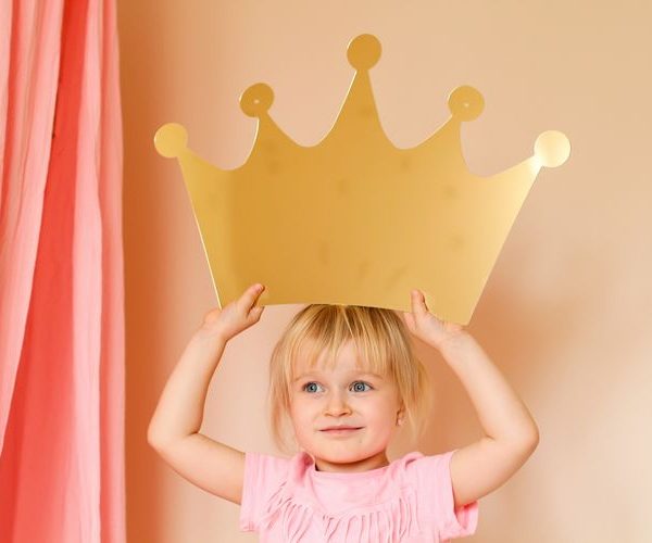 Speil stort gull prinsessekrone til barnerommet
