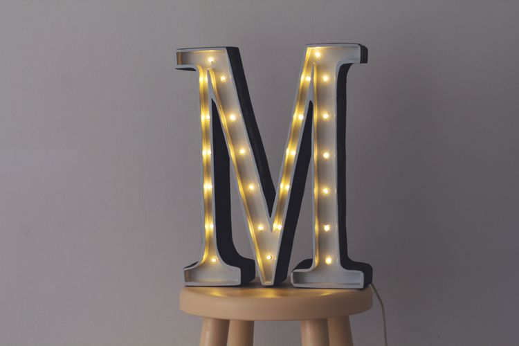 Little Lights, Nattlampe til barnerommet, Bokstav M - Bilde 3