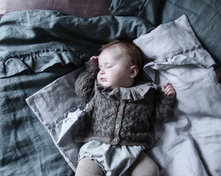 Ng Baby Sengetøy av lin med VOLANG, Lysgrå - Bilde 2