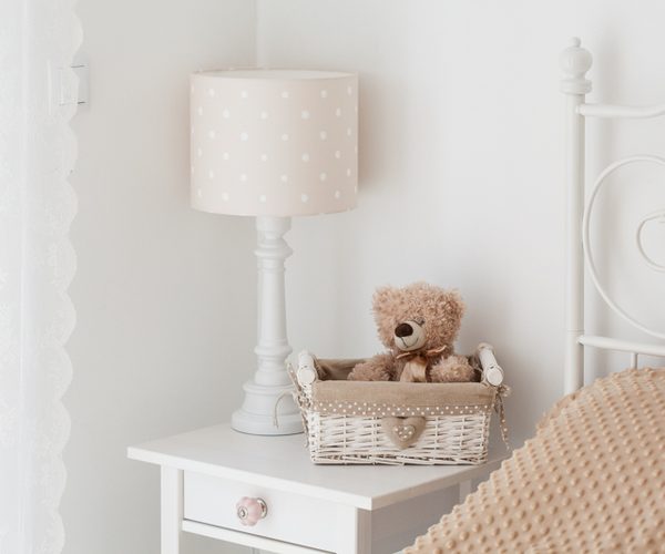 Lamps&Company, Bordlampe til barnerommet, dots beige