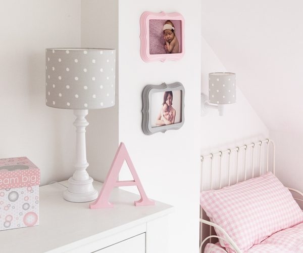 Lamps&Company, Bordlampe til barnerommet, dots grey