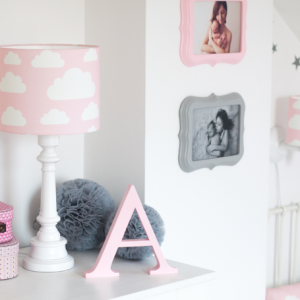 Lamps&Company, Bordlampe til barnerommet, rosa sky