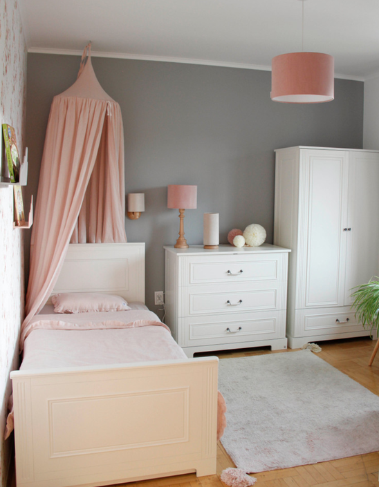 Lamps&Company, Rosa fløyel taklampe til barnerommet