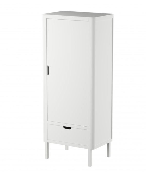 Sebra, hvit enkel garderobe