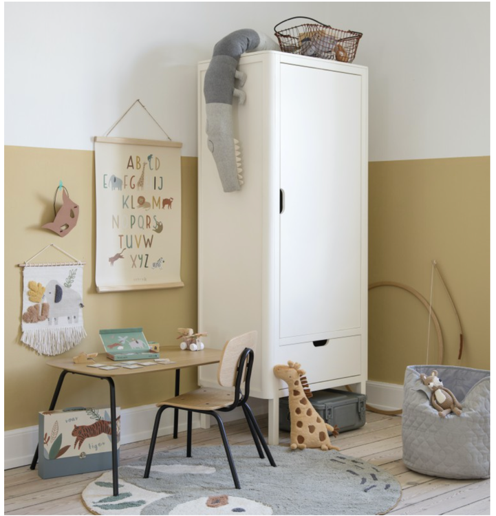 Sebra, hvit enkel garderobe - Bilde 3
