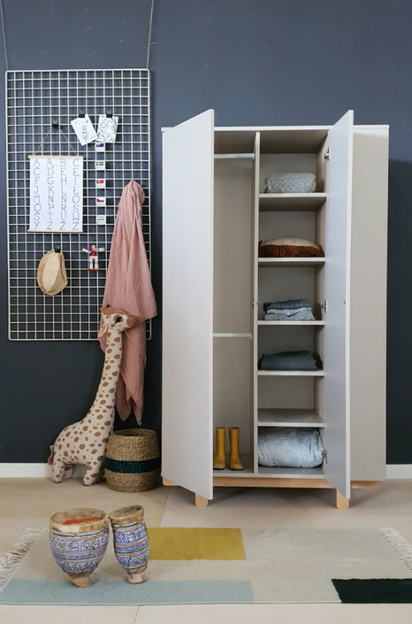 Woodluck, garderobe med bokhylle, BASIC