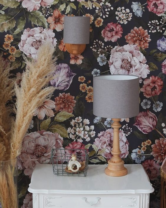 Lamps&Company, Bordlampe til barnerommet, grått lin