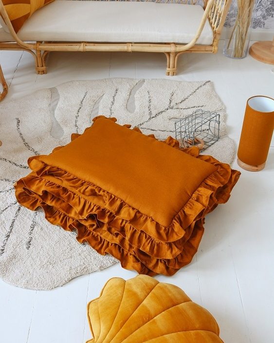 Lamps&Company, Mustard lin sengesett 100x135 cm med fyll, sprinkelseng
