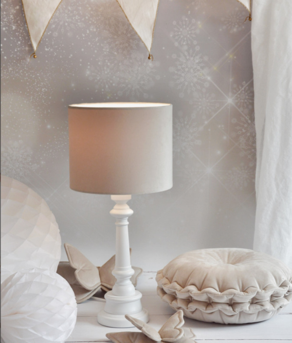 Lamps&Company, Bordlampe til barnerommet, beige fløyel