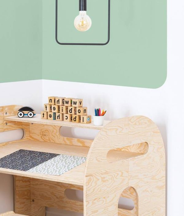 Babylove, skrivebord med stol til barnerommet