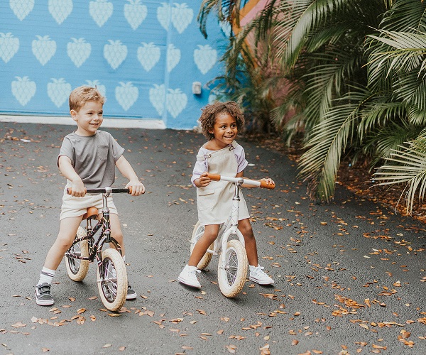 Banwood, Balanssykkel First Go, Bonton R cream+ hjelm - Bilde 10