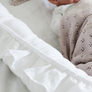 Cotton & Sweets, hvitt babynest i 100 % lin