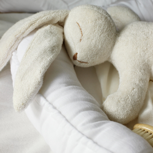 Cotton & Sweets, hvit klassisk babynest i 100 % lin