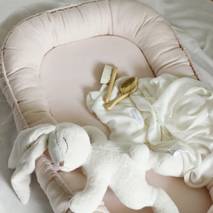 Cotton & Sweets, pudderrosa klassisk babynest i 100 % lin