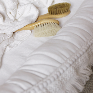 Cotton & Sweets, hvit boho babynest i bomull