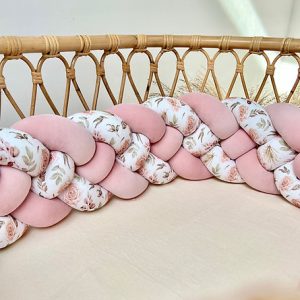 Sprinkelsengvern flettet - Dusty Pink Boho Flowers