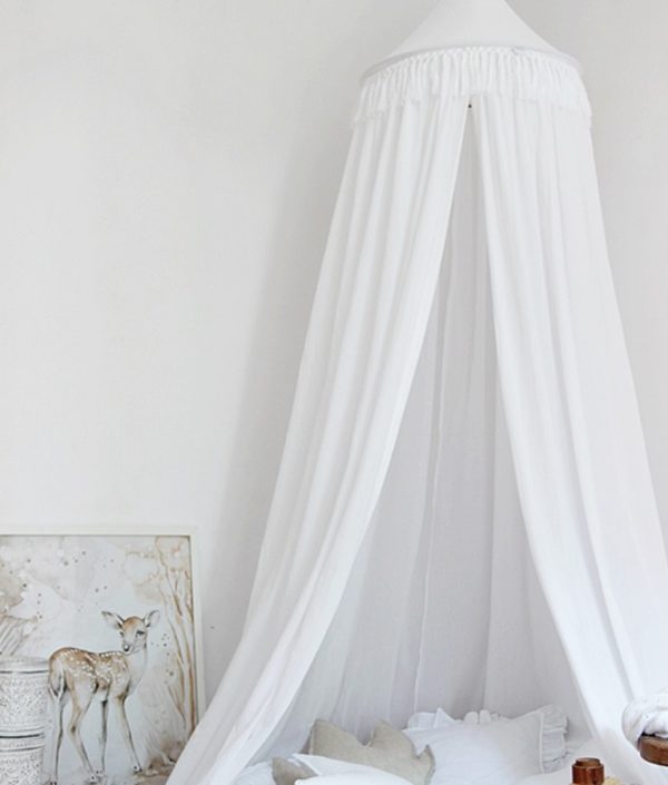 Boho hvit sengehimmel i bomull til barnerommet , Cotton & Sweets