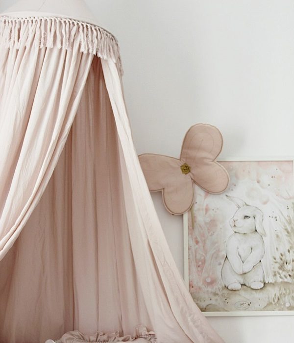 Boho rosa sengehimmel i bomull til barnerommet, Cotton & Sweets