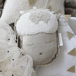 Cotton & Sweets, sengemobil veggdekorasjon natur eikenøtt