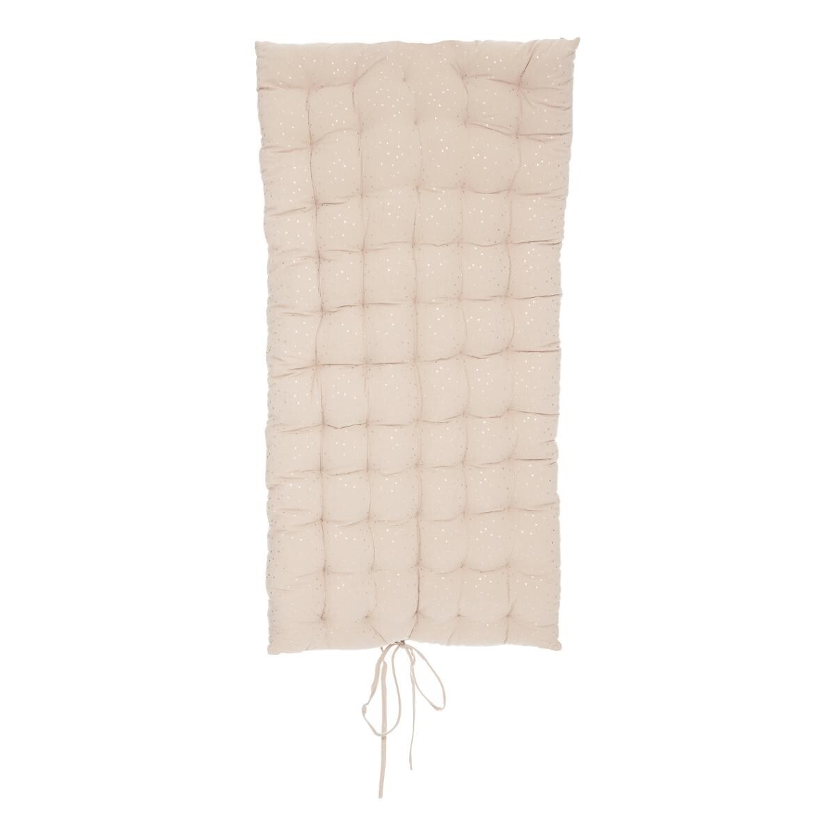 Sitteputeleketeppe til barnerommet, beige