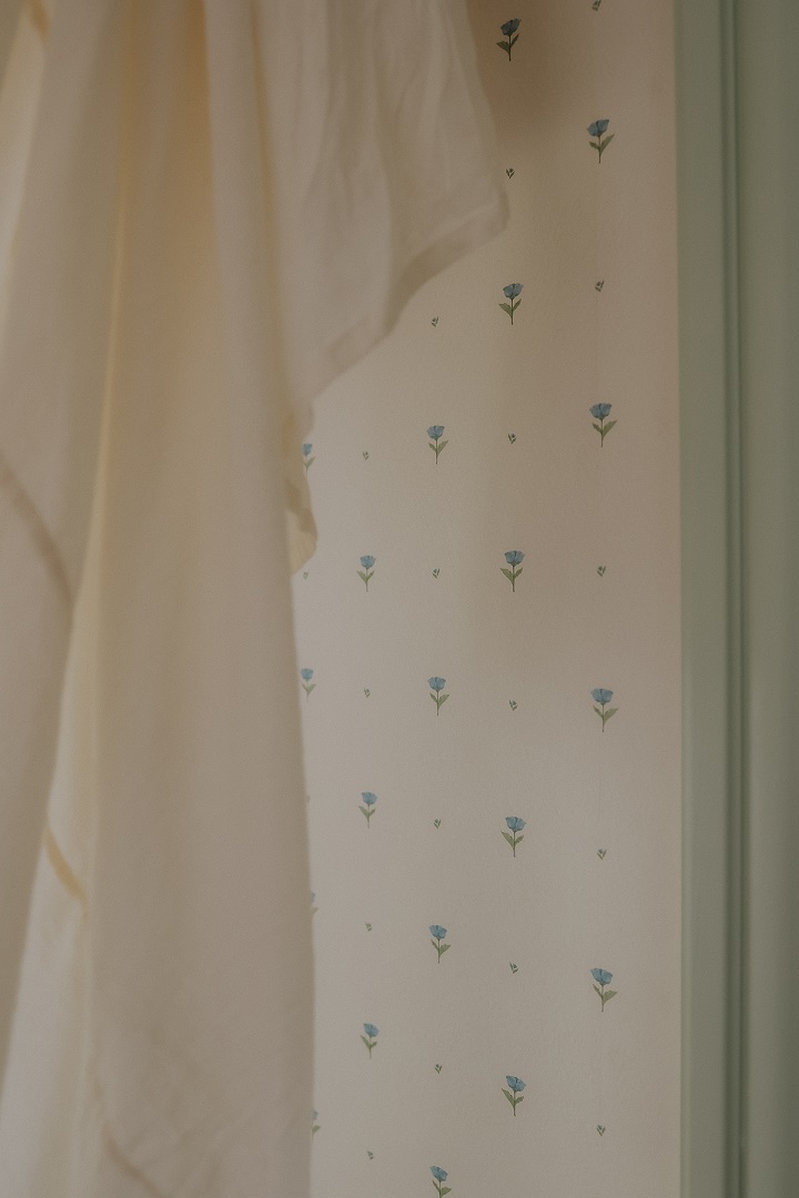 Mrs Mighetto, tapet Tulips for Belle, Blue - Bilde 5