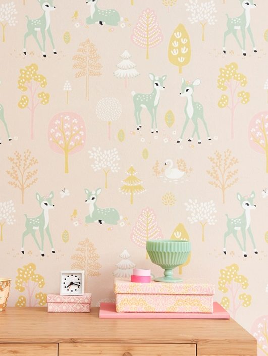 Majvillan, tapet til barnerommet Golden woods, sweet pink