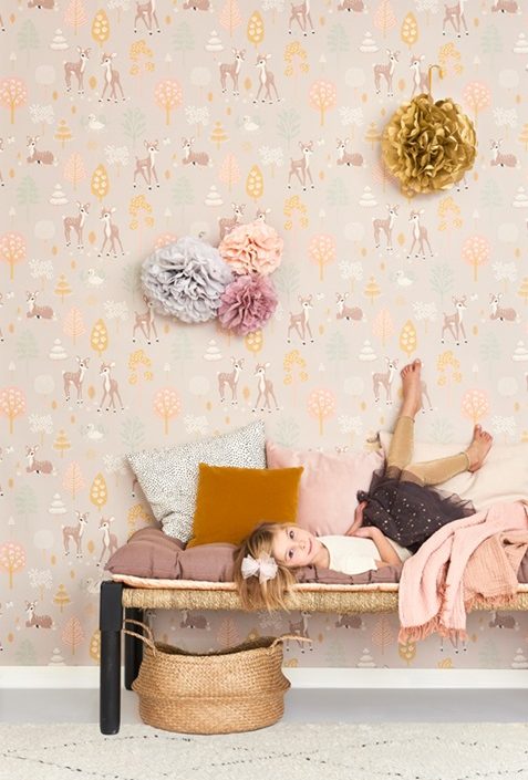 Majvillan, tapet til barnerommet Golden woods, dusty lilac