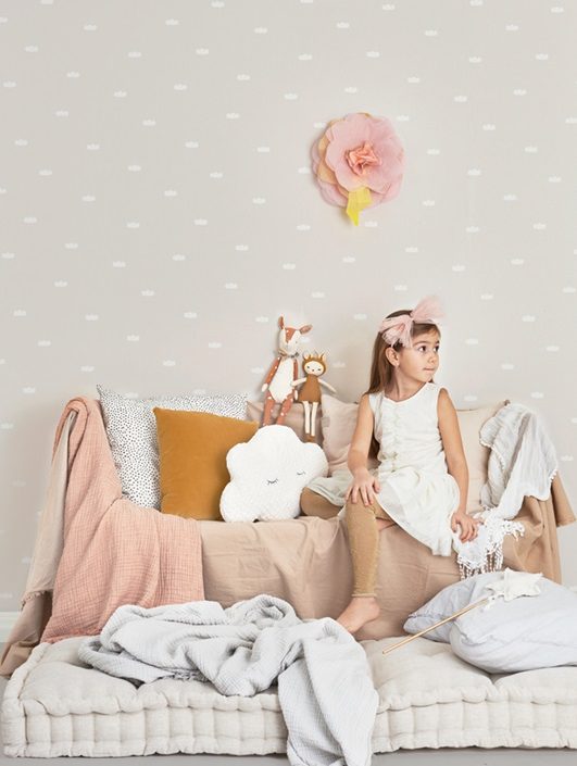 Majvillan, tapet til barnerommet Dreamy clouds, dreamy pink