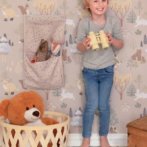 Majvillan, tapet til barnerommet Deep forest, soft beige