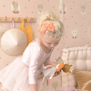 Majvillan, tapet til barnerommet Hearts, dusty warm pink
