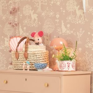 Majvillan, tapet til barnerommet Summer fields, dreamy lilac