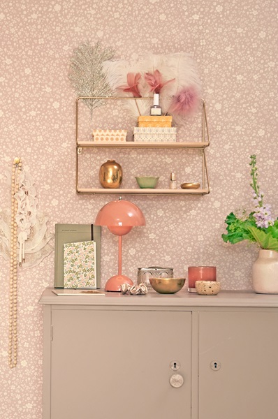 Majvillan, tapet til barnerommet Flora, dreamy lilac - Bilde 3